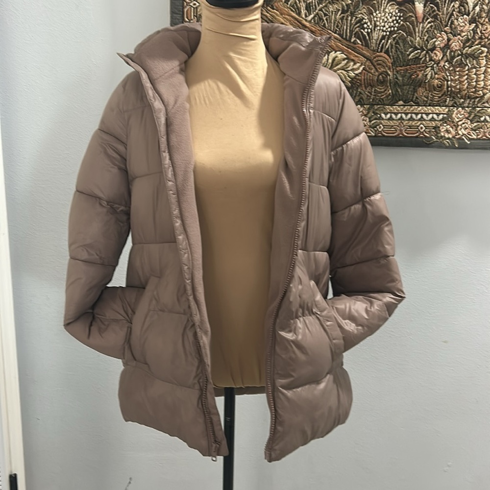 Old Navy‎ Full Zip Puffer Jacket. Size M - Picture 7 of 14